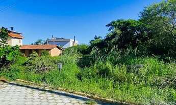 Imagem 4: Lindo terreno na Praia da Ferrugem a 300m da praia com 530m2, sendo 20m de frente. Escritu