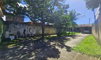 Imagem 3: Duas casas, terreno grande e com ótima localização