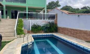 Imagem: Casa Moderna com Piscina e Suítes em Búzios!