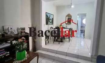 Imagem 6: Casa com 3 Quartos, Quintal e 4 vagas à venda na Tijuca!!! Próximo a Praça Xavier de Brito