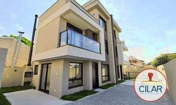 Imagem: Imobiliária Cilar Vende Sobrado Tríplex