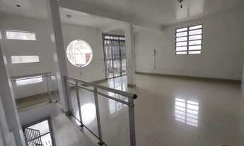 Imagem: ASC - ALUGO CASA NA MAGALHÃES BARATA R$3.000