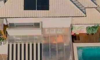 Imagem 2: Casa de alto padrão com 3 suítes à venda em Florianópolis/SC!