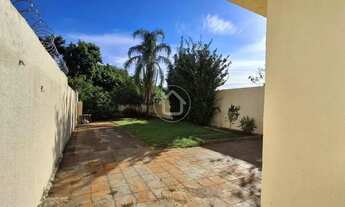 Imagem 4: CASA COM SALÃO NA FRENTE