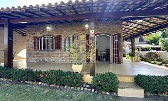 Imagem: Casa com 3 quartos à venda por R$ 490.000,00