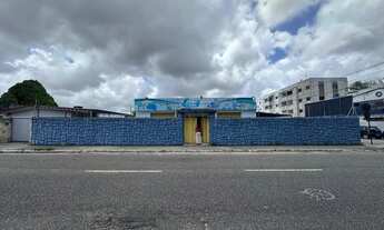 Imagem 3: Casa para Locação em João Pessoa, Jaguaribe, 6 dormitórios, 1 suíte, 4 banheiros, 2 vagas