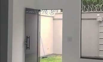 Imagem 4: Casa no Shangri-lá: Seu Novo Oásis de Conforto e Exclusividade em Goiânia!