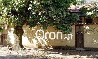 Imagem 2: Casa com 3 dormitórios à venda, 228 m² por R$ 425.000,00 - Setor Leste Vila Nova - Goiânia