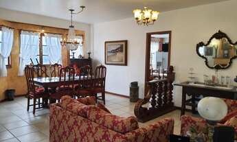 Imagem 2: Casa à venda por R$ 940.000,00 - Panorama - Teresópolis/RJ