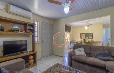 Imagem 2: Casa / 2 Dormitórios / 1 Suíte / 4 Vagas / Parque dos Maias / Porto Alegre