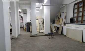 Imagem 7: Loja próxima ao Metrô Anhangabaú, 6,0 m. de pé direito, 11,0 m. de frente