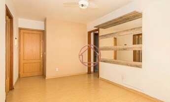 Imagem 3: Apartamento / 2 dormitórios / 1 vaga / Vila Jardim / Porto Alegre