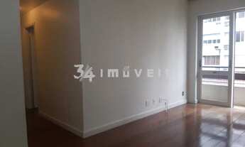 Imagem 4: Apartamento com sala, dois quartos, sacada, dependência completa e vaga