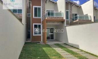 Imagem: Casa Duplex no Eusébio no começo da Cícero