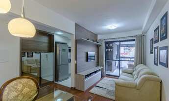 Imagem 2: Apartamento mobiliado de 2 quartos com 2 vagas no Bigorrilho