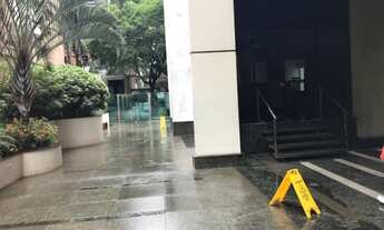 Imagem 4: Apartamento de 220 metros quadrados no bairro Lourdes com 4 quartos