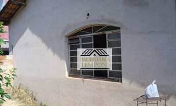 Imagem 2: Excelente Casa com 2 quartos e mais um Barracão