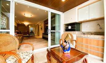 Imagem 3: Apartamento com 3 dormitórios sendo 1 suíte, 2 vagas, andar alto e mobiliado. Centro, Flor