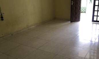 Imagem 3: Alugo casa com 3 quartos, garagem, banheiro