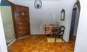 Imagem 5: Casa / 3 Dormitórios / 1 Suíte / 2 Vagas / Três Figueiras / Porto Alegre