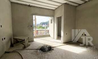 Imagem 5: Sobrado para venda possui 90 metros quadrados com 3 quartos em Rio Pequeno - Camboriú - SC