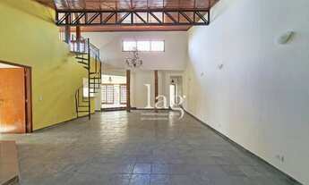 Imagem 4: Casa com 2 dormitórios à venda, 244 m² por R$ 850.000,00 - Condomínio Ibiti do Paço - Soro