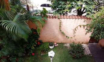 Imagem 7: Casa de condomínio para venda possui 256 metros quadrados com 3 quartos