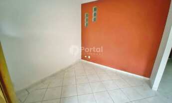 Imagem 4: Casa de condomínio sobrado para venda tem 180 metros quadrados com 3 quartos