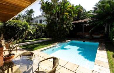 Imagem 2: Casa para venda tem 300 metros quadrados com 4 quartos em Maraponga - Fortaleza - Ceará