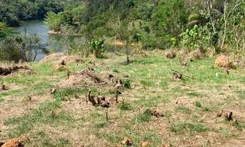 Imagem: Vendo terreno limpo ao lado da represa!