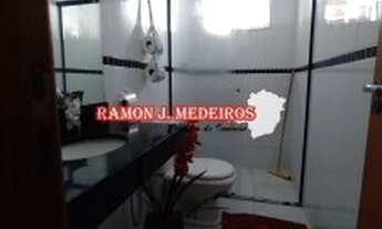 Imagem 6: SANTA AMÉLIA Casa col. 3qts 1ste coz. planejada, quintal, 2 vagas próximo Av. Guarapari BH