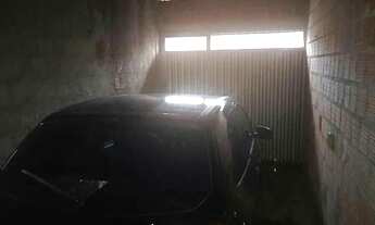 Imagem 2: Vendo ou troco em carro ou moto, 2 quartos no melhor da caucaia