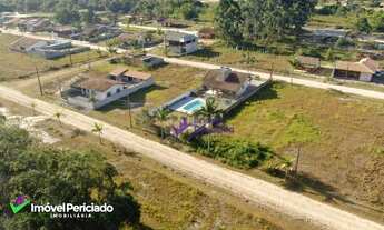 Imagem 3: Casa com piscina a 300 metros do mar