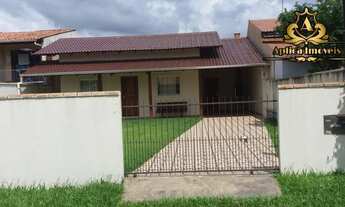 Imagem: Casa com 2 quartos em Penha - (AVERBADA)