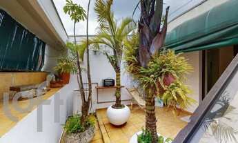 Imagem: CARACTERÍSTICAS Cobertura com 75m² de