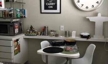 Imagem: Prédio novo ao lado do shopping excelente