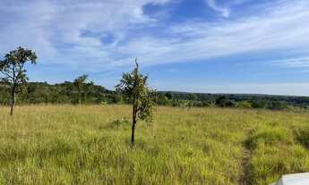 Imagem 2: Fazenda com rio de ótimo porte