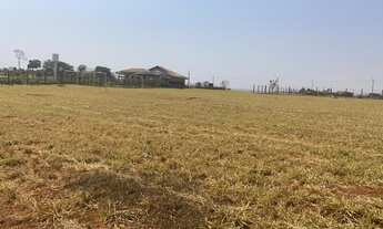 Imagem: Agio Terreno com cerca e projeto no condominio