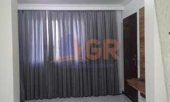 Imagem 5: Sobrado para Venda em Curitiba, Uberaba, 4 dormitórios, 2 banheiros, 1 vaga