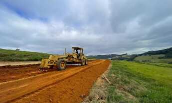 Imagem 3: Nazaré paulista )Terreno parcelado,garanta o seu 18HSEFN