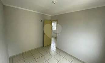 Imagem 2: Apartamento no Condomínio Residencial Aline