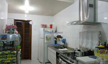 Imagem 6: Sobrado em bom estado de conservação