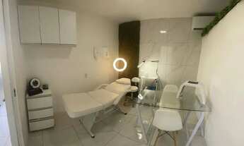 Imagem 2: Locação de Clínica de Estética possui 30 metros quadrados com 4 ambientes localizada em Sh