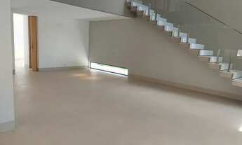 Imagem 7: Casa de condomínio para venda com 291 metros quadrados com 5 quartos