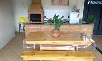 Imagem 2: Casa com Piscina na Vila Carmem