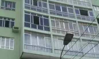 Imagem 2: Edf. Gualo na Av. Presidente Vargas, em frente a Praça da República, 150m2