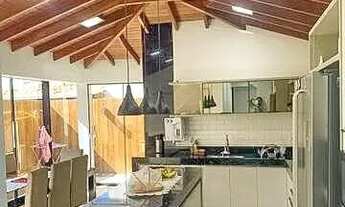 Imagem 3: Casa de condomínio sobrado para venda possui 175 metros quadrados com 4 quartos