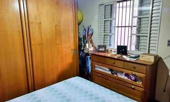 Imagem 2: Largo do Cambuci, casa térrea, 3 dormitórios mais uma Kitinete completa, 2 vagas de garage