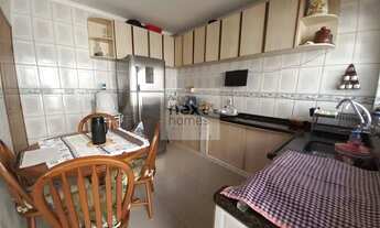 Imagem 4: Sobrado reformado com 3 dormítórios sendo 1 suíte e 3 vagas no Jd Arpoador