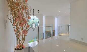 Imagem 2: Casa para venda com 330 metros quadrados com 5 quartos em Loteamento Portal do Sol II - Go